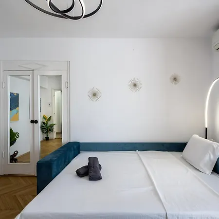 Downtown Location Apartment - Amazing Terrace-3